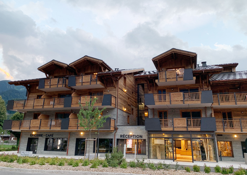 Front view of Hotel Alexane, Samoens