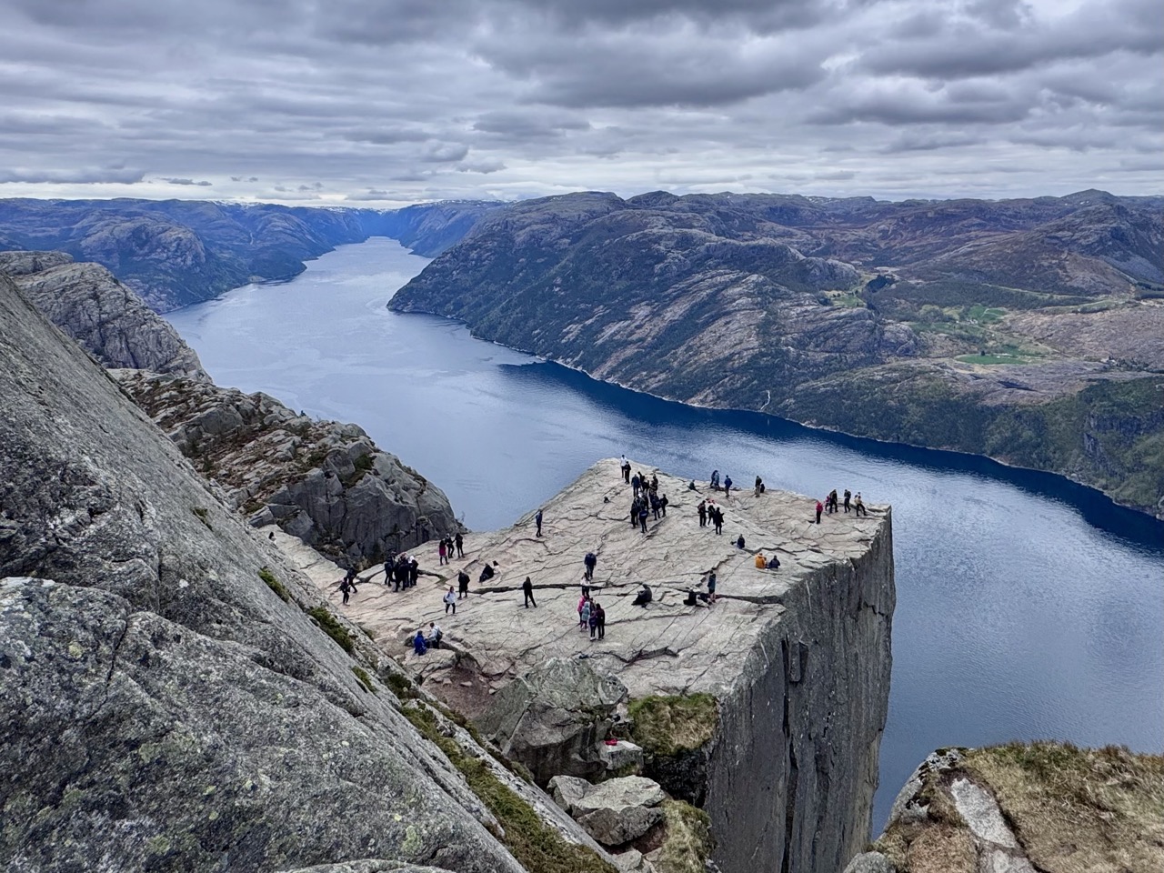 How to get to Pulpit Rock from Stavanger